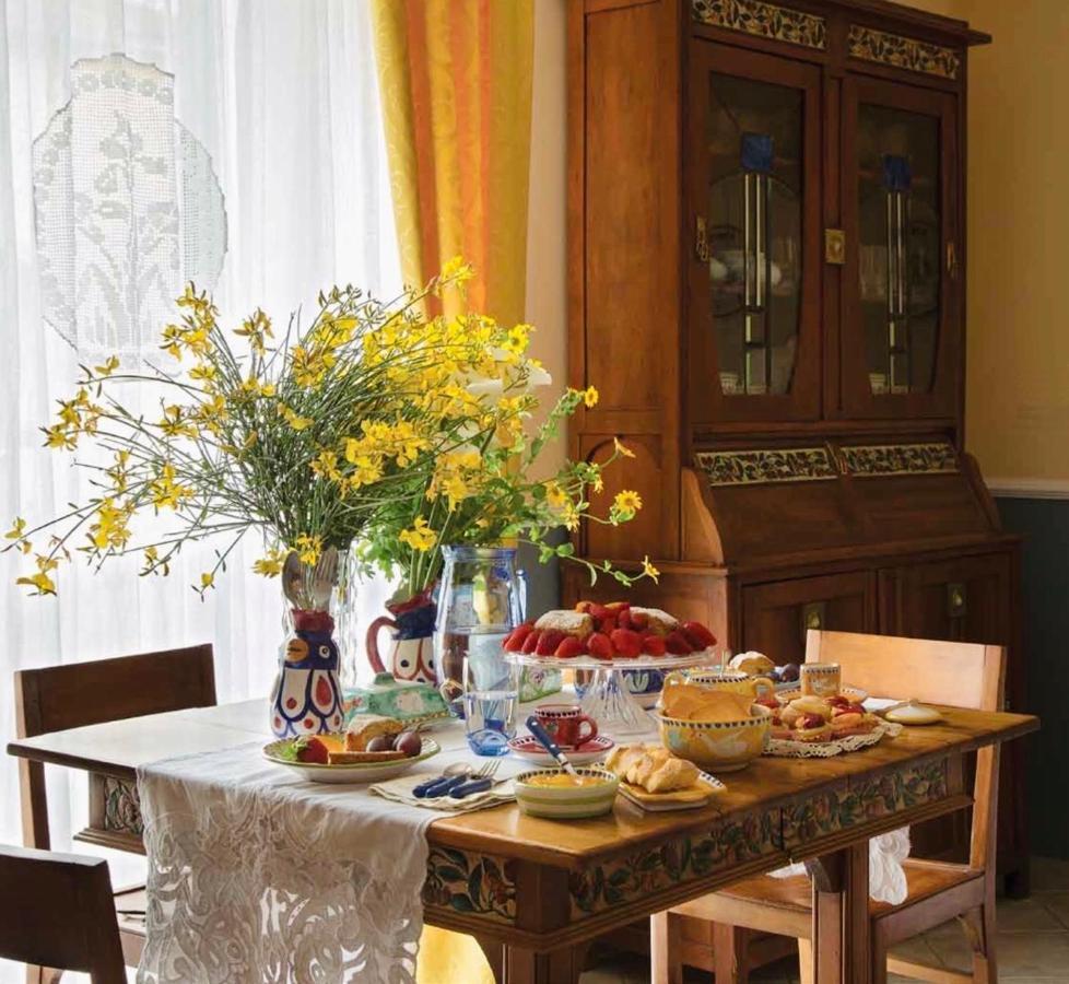 Iride Bed And Breakfast Бароніссі Екстер'єр фото