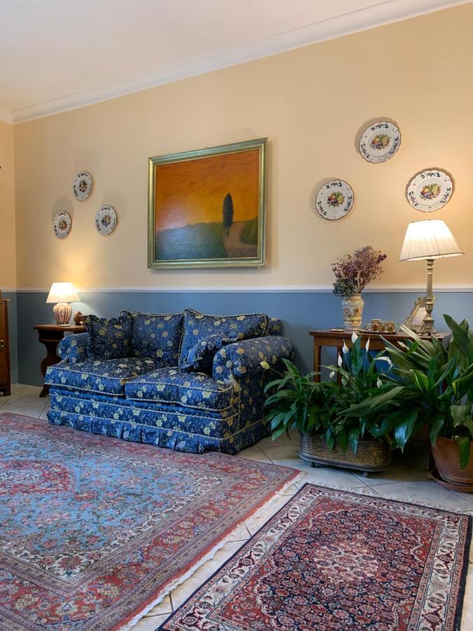 Iride Bed And Breakfast Бароніссі Екстер'єр фото